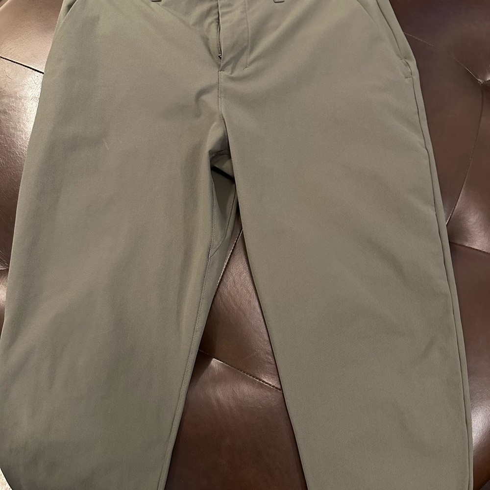 lululemon athletica Men's Khaki Chinos